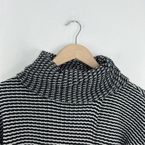 CAbi Fergie Cowl Neck Black White Split Front  Back Style Sweater Size Small - Picture 4 of 13